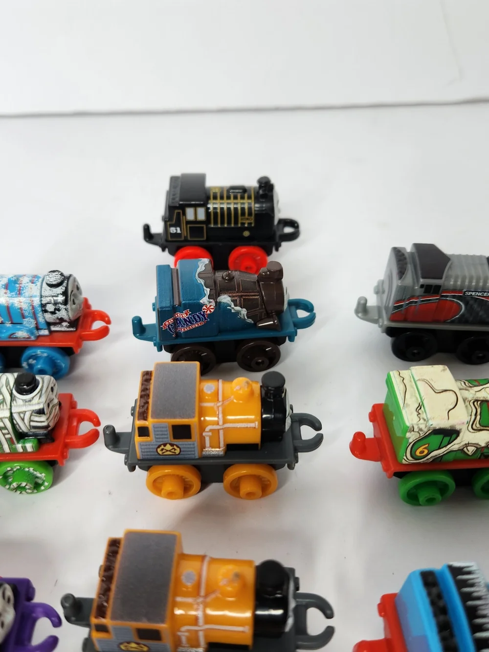 Lot Of 26 Thomas & Friends Minis Assorted Color Toy Train Cars
